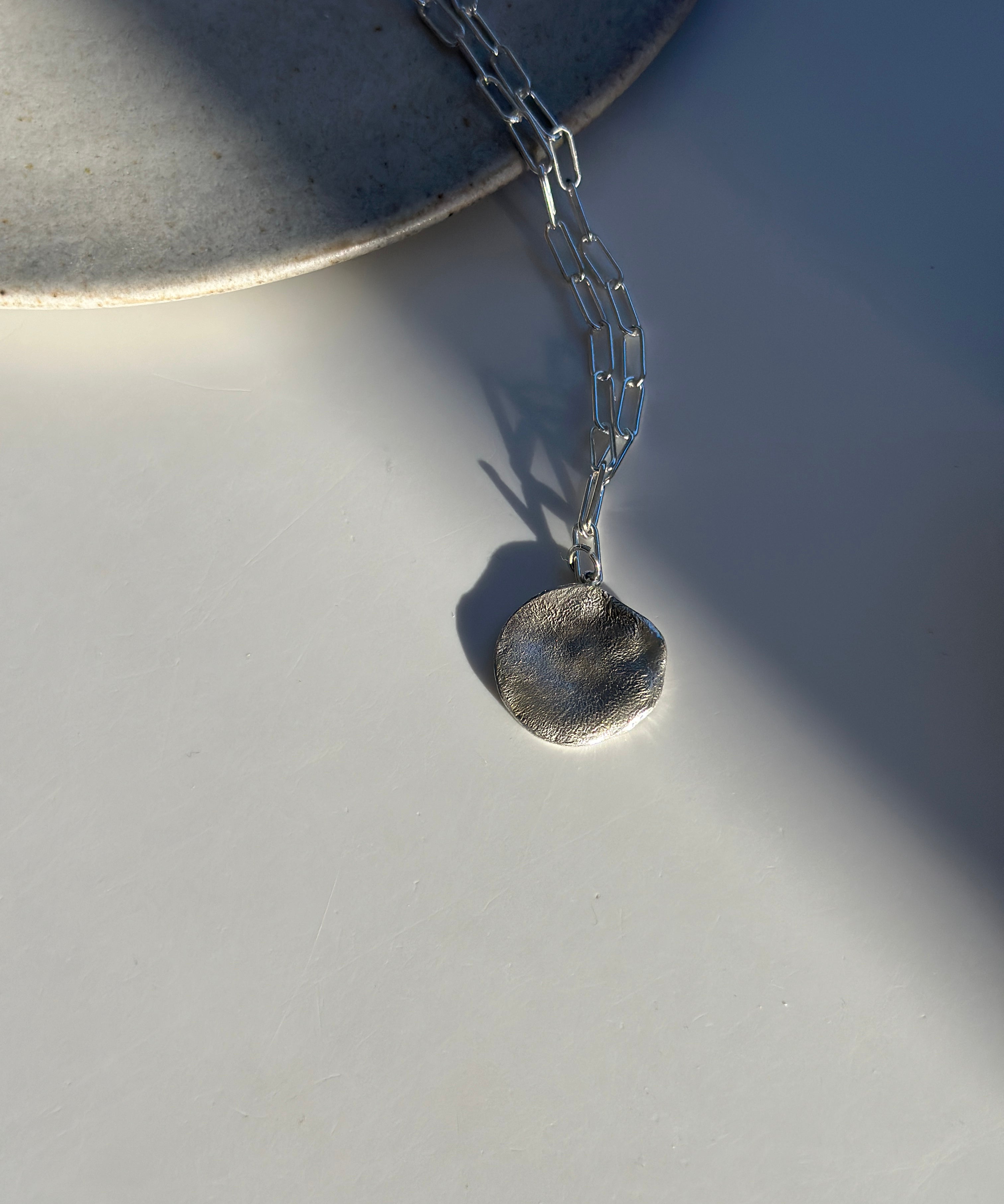 Illumi Chunky Necklace