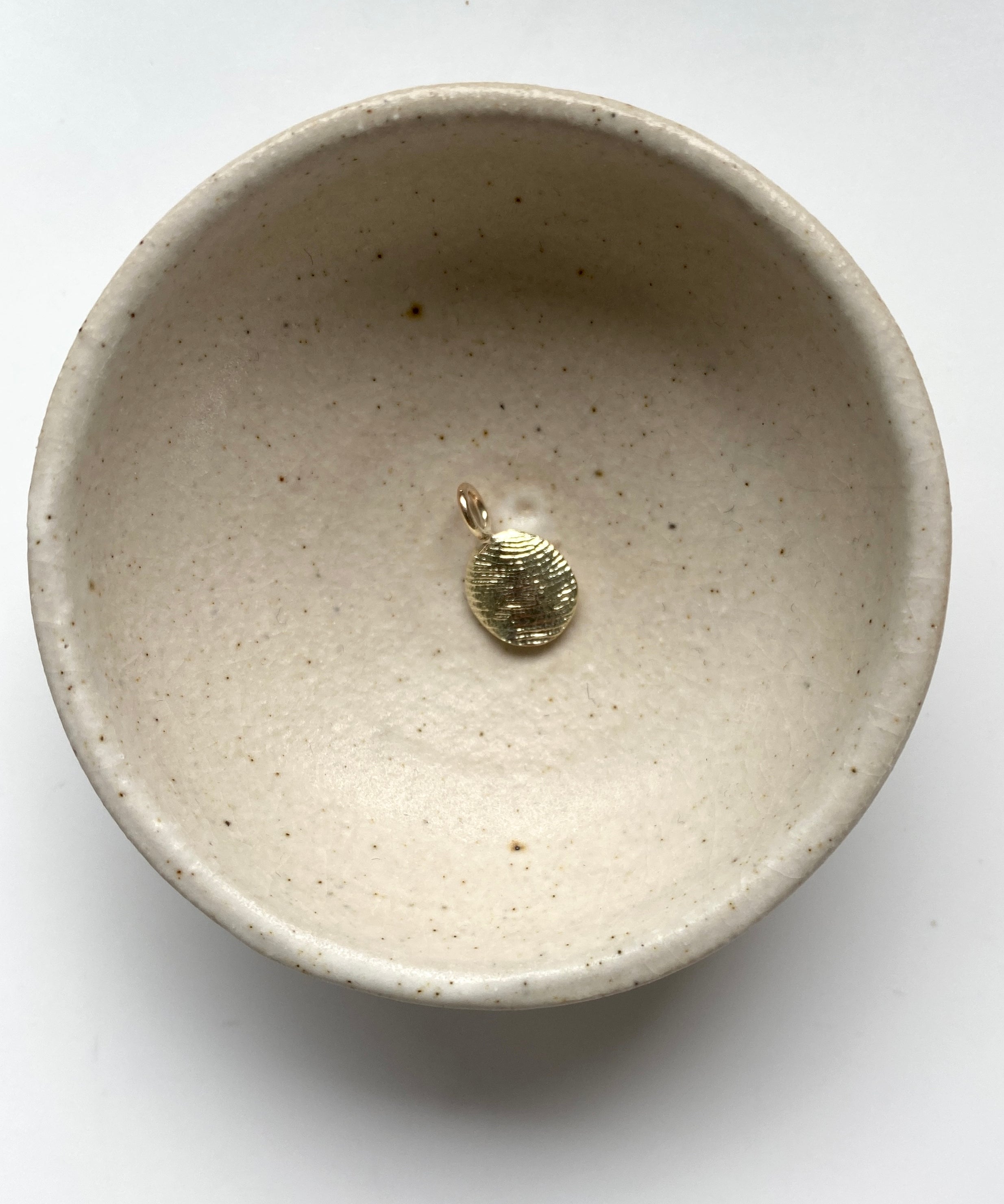 Small fingerprint pendant