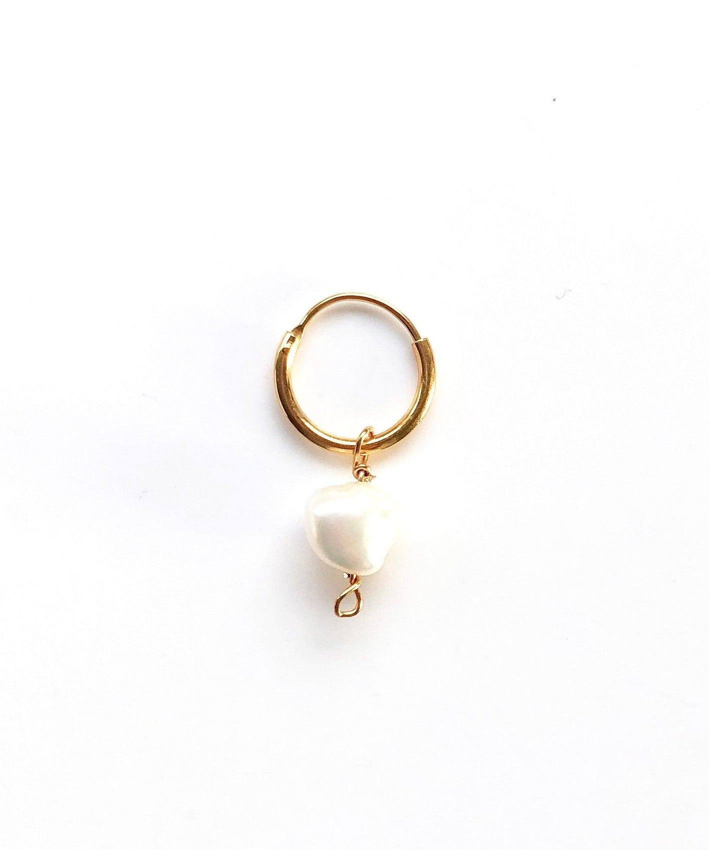 Treasure baroque pearl earrings