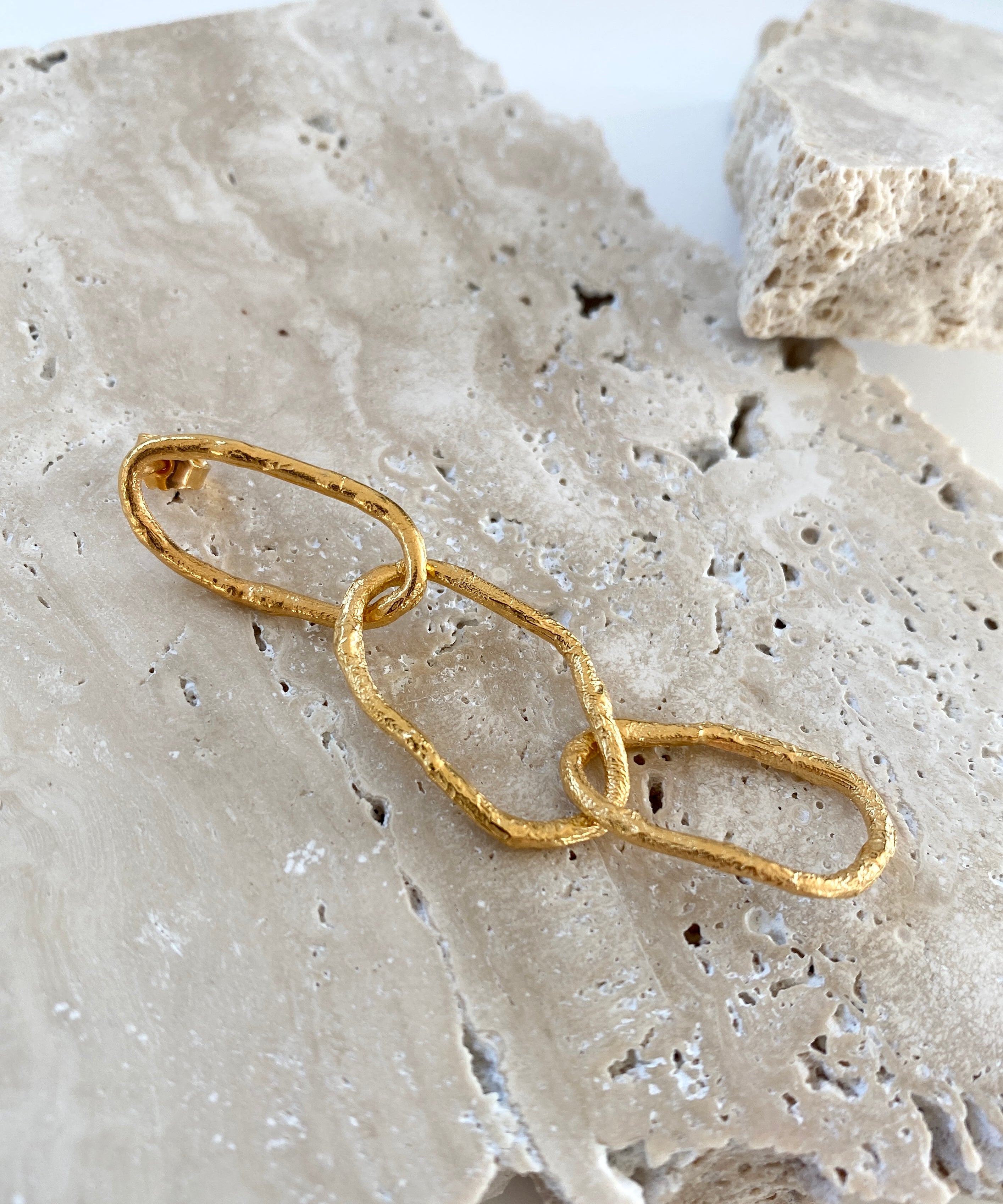 Grace 3 link earring